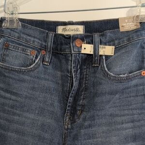 Madewell Weman's Medium Blue Slim Straight Jeans Size W23